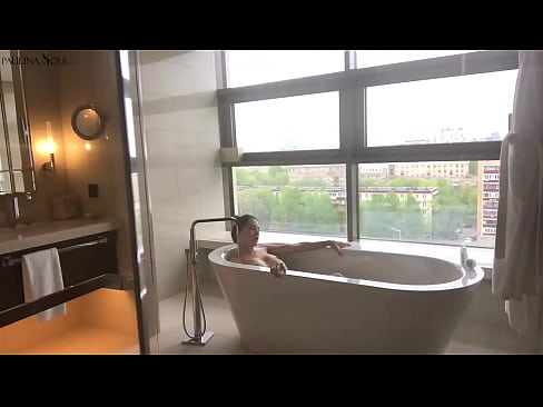 ❤️ Enorm babe som passionerat runkar av sin fitta i badrummet Porno at sv.xxxsexjav.ru ❤